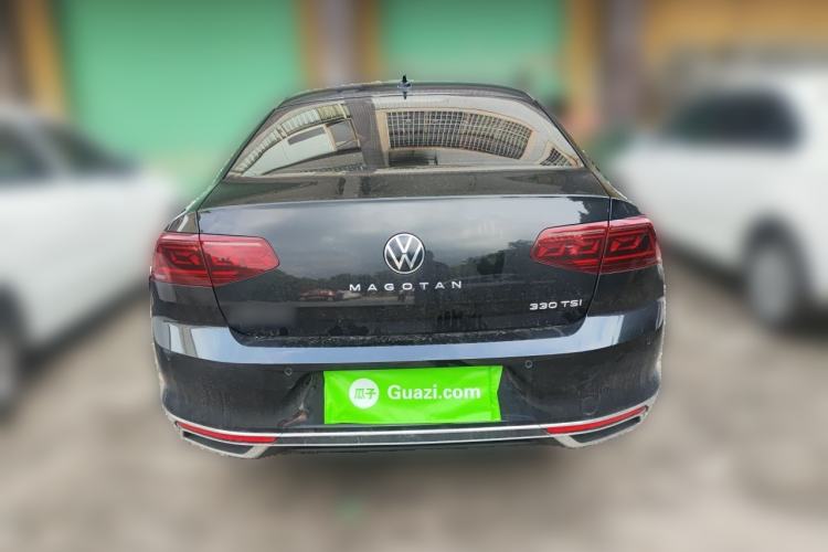 Used Volkswagen Magotan 2025 Revised Version 2 Zhongxiang Edition 330TSI DSG Luxury Trim Rear