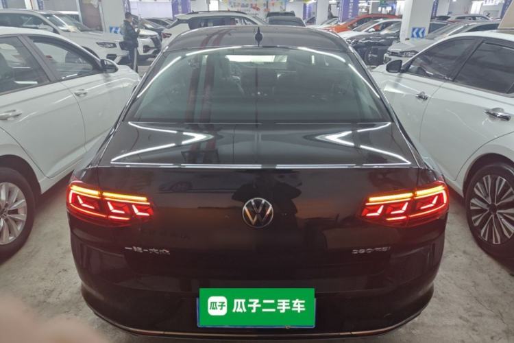 Used Volkswagen Magotan 2025 Zhongxiang Version 280TSI DSG Comfort Edition Rear