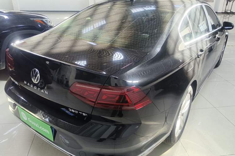 Used Volkswagen Magotan 2025 Zhongxiang Version 280TSI DSG Comfort Edition Rear Right 45 Deg