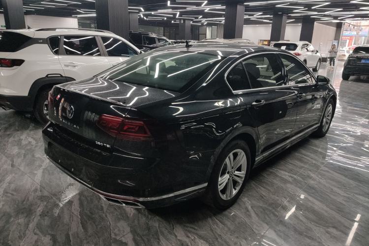 Used Volkswagen Magotan 2025 Zhongxiang Version 280TSI DSG Comfort Edition Rear Right 45 Deg