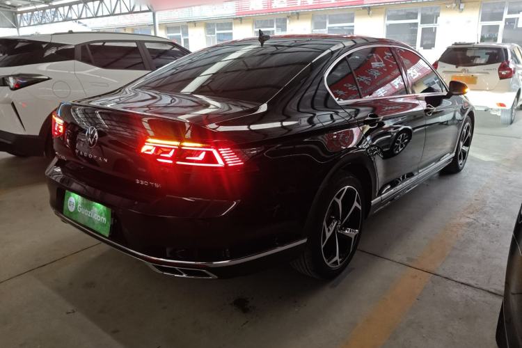 Used Volkswagen Magotan 2025 Revised Version Zhongxiang Edition 330TSI DSG Luxury Trim Rear Right 45 Deg