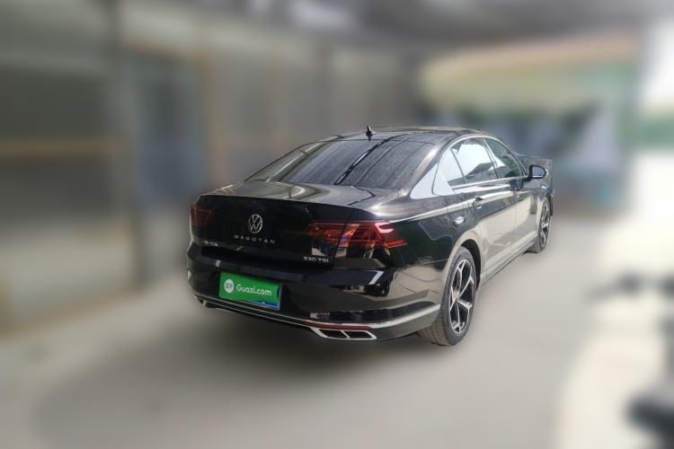 Used Volkswagen Magotan 2025 Zhongxiang Version 330TSI DSG Luxury Edition Rear Right 45 Deg