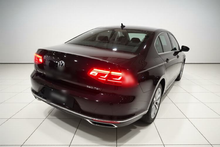 Used Volkswagen Magotan 2025 Zhongxiang Version 280TSI DSG Comfort Edition Rear Right 45 Deg