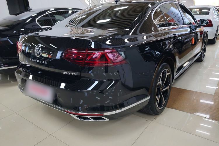 Used Volkswagen Magotan 2025 Zhongxiang Model 280TSI DSG Luxury Version Rear Right 45 Deg