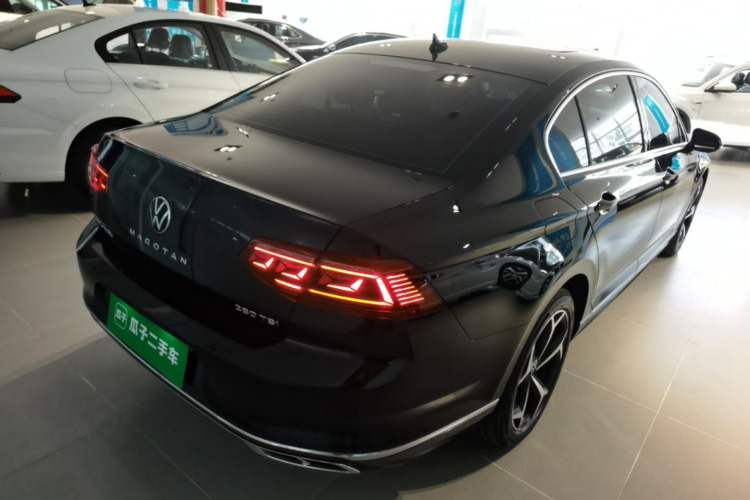 Used Volkswagen Magotan 2025 Revised Version Zhongxiang Edition 280TSI DSG Luxury Trim Rear Right 45 Deg