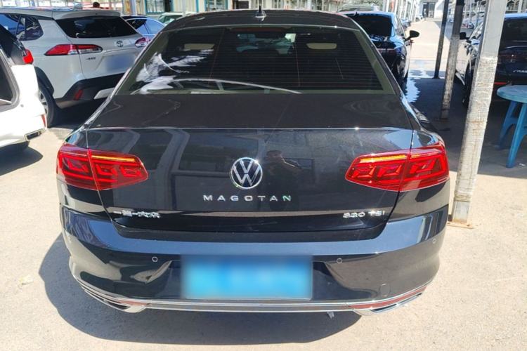 Used Volkswagen Magotan 2025 Revised Version 2 Zhongxiang Edition 330TSI DSG Luxury Trim Rear