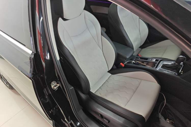 Used Volkswagen Magotan 2025 Revised Version 2 Zhongxiang Edition 330TSI DSG Luxury Trim Right Front Seat