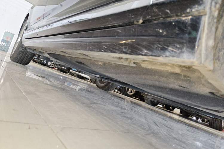 Used Volkswagen Magotan 2025 Zhongxiang Version 280TSI DSG Comfort Edition Right Side Sill