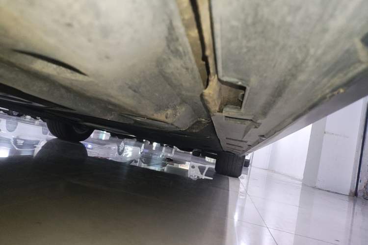 Used Volkswagen Magotan 2025 Zhongxiang Version 280TSI DSG Comfort Edition Right Side Sill