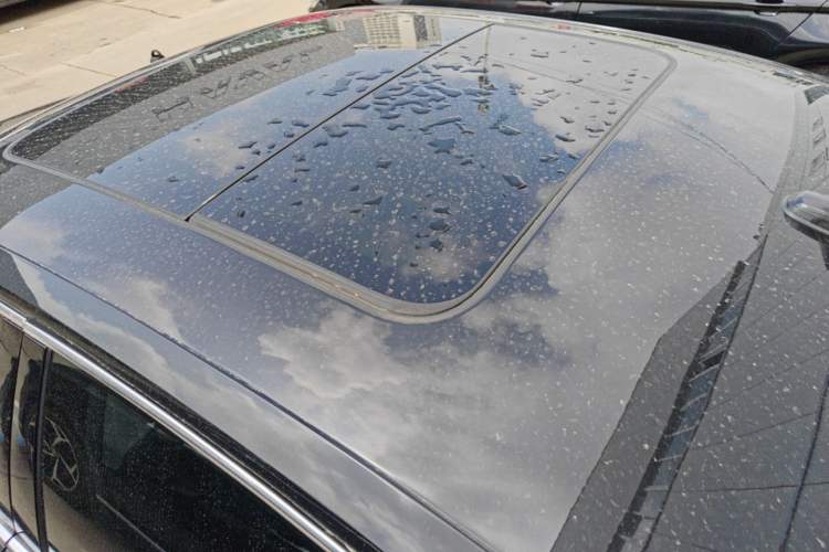 Used Volkswagen Magotan 2025 Zhongxiang Version 330TSI DSG Luxury Edition Roof