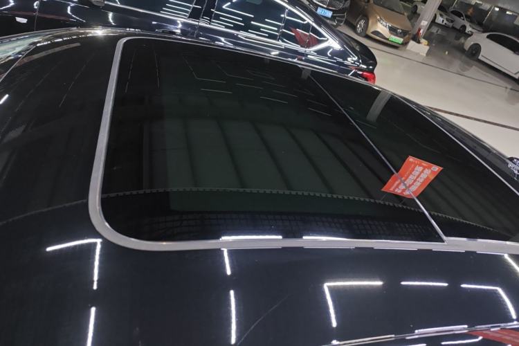 Used Volkswagen Magotan 2025 Revised Version 2 Zhongxiang Edition 330TSI DSG Luxury Trim Roof