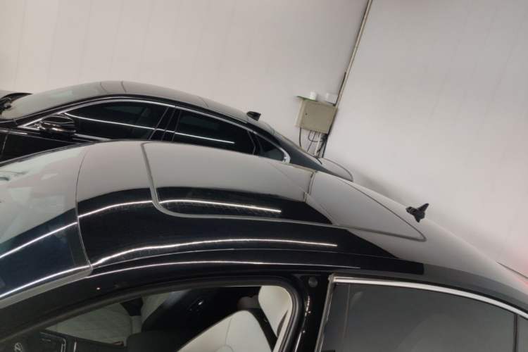 Used Volkswagen Magotan 2025 Revised Version 2 Zhongxiang Edition 330TSI DSG Luxury Trim Roof