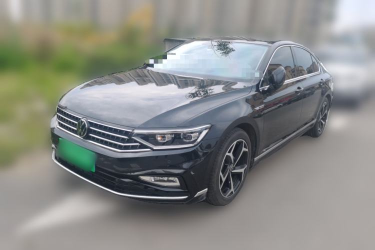 Used Volkswagen Magotan 2025 Revised Version Zhongxiang Edition 330TSI DSG Luxury Trim Guazi used car, China used car export, Used car for sale, Used  cars, Cheapest cars for sale