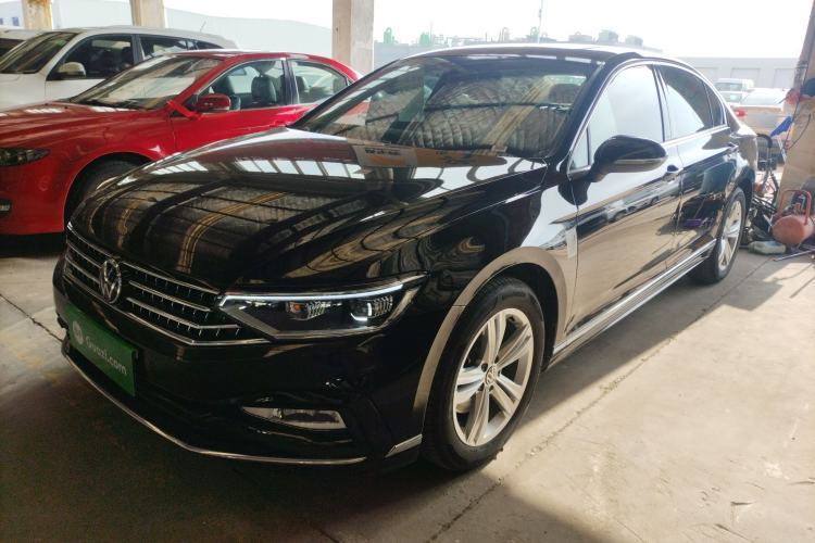 Used Volkswagen Magotan 2025 Zhongxiang Version 280TSI DSG Comfort Edition Guazi used car, China used car export, Used car for sale, Used  cars, Cheapest cars for sale