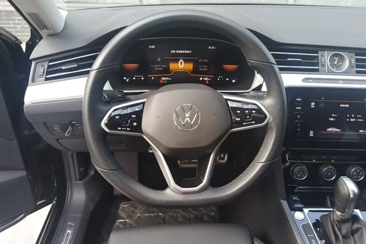 Used Volkswagen Magotan 2025 Zhongxiang Version 280TSI DSG Comfort Edition Steering Wheel