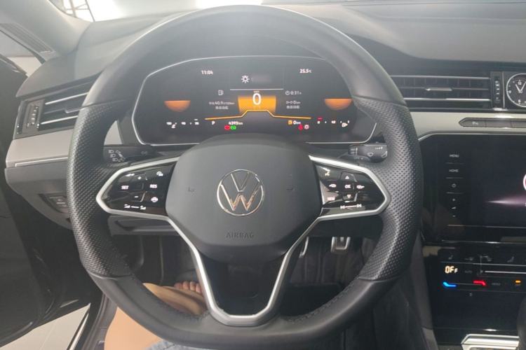 Used Volkswagen Magotan 2025 Revised Version Zhongxiang Edition 280TSI DSG Luxury Trim Steering Wheel