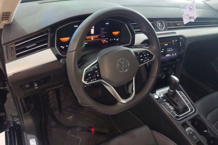 Used Volkswagen Magotan 2025 Zhongxiang Version 280TSI DSG Comfort Edition Steering Wheel