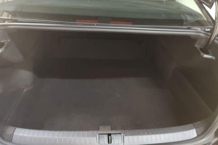 Used Volkswagen Magotan 2025 Zhongxiang Version 280TSI DSG Comfort Edition Trunk