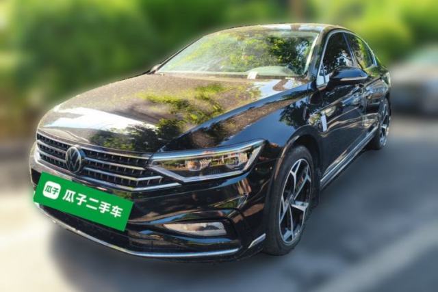 Used Volkswagen Magotan 2025 Revised Version 2 Zhongxiang Edition 330TSI DSG Luxury Trim