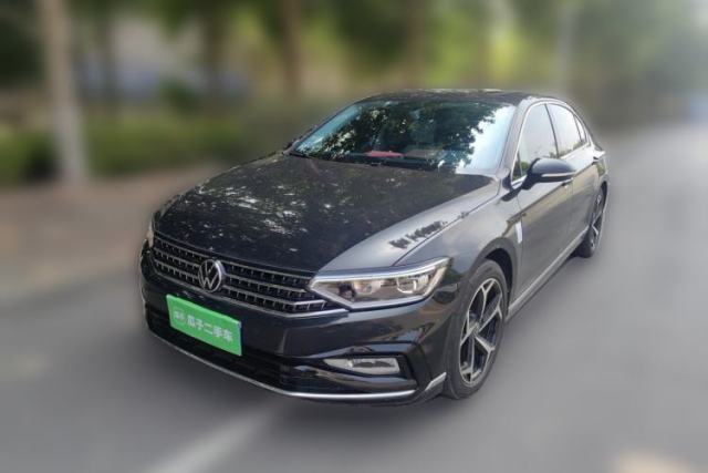 Ojetý Volkswagen Magotan 2025 Zhongxiang Model 280TSI DSG Luxury Version