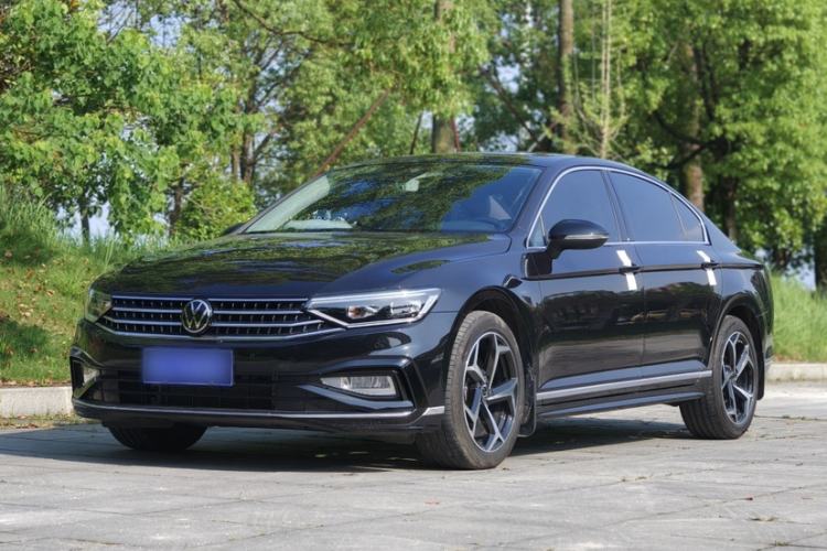 Volkswagen Magotan 2025 Zhongxiang Version 330TSI DSG Luxury Edition