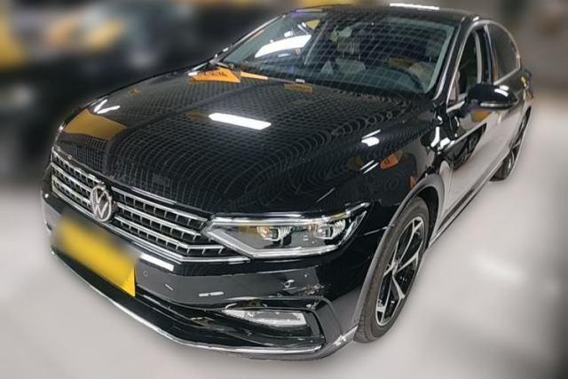 Używany Volkswagen Magotan 2025 Zhongxiang Version 330TSI DSG Luxury Edition