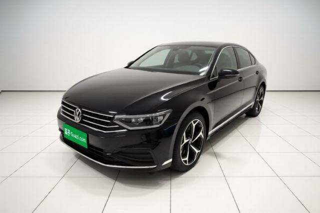 Volkswagen Magotan 2026 30 Million Vehicles Selected Model 380TSI DSG Luxury Edition مستعملة