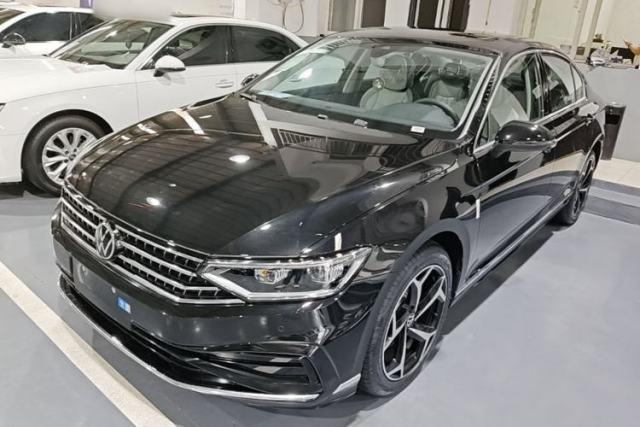 Used Volkswagen Magotan 2026 30 Million Vehicles Selected Model 380TSI DSG Luxury Edition