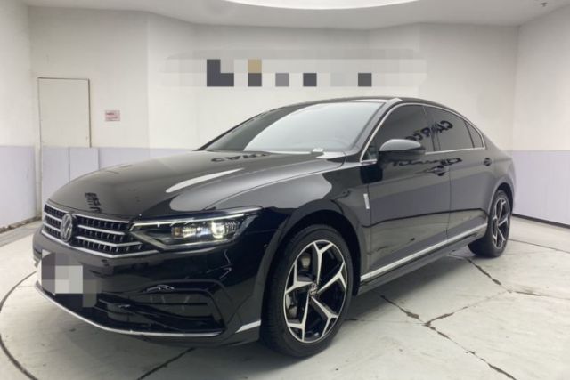 Used Volkswagen Magotan 2026 30 Million Vehicles Selected Model 380TSI DSG Luxury Edition