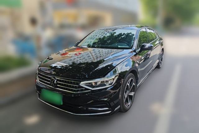 Used Volkswagen Magotan 2026 30 Million Vehicles Selected Model 380TSI DSG Luxury Edition