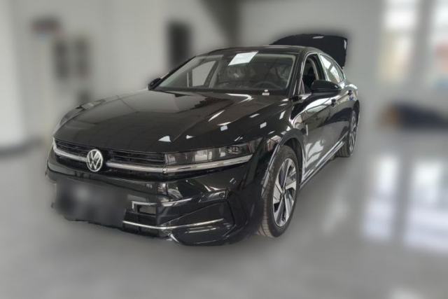 Used Volkswagen Magotan 2026 300TSI Premium Edition Eye-Catching Package
