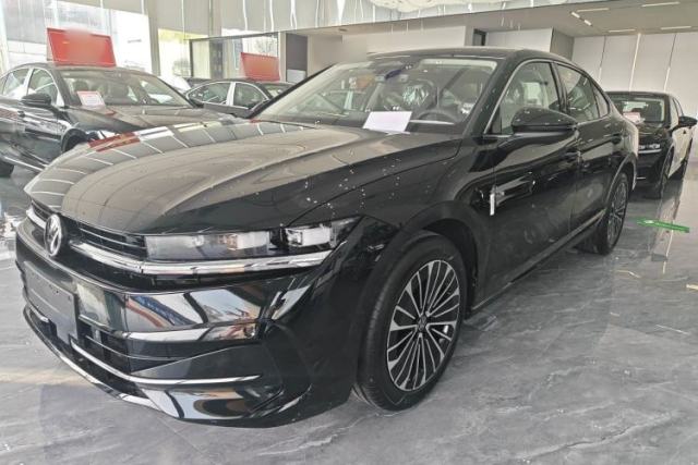Used Volkswagen Magotan 2026 380TSI DSG Prestige Package—Daimai Package