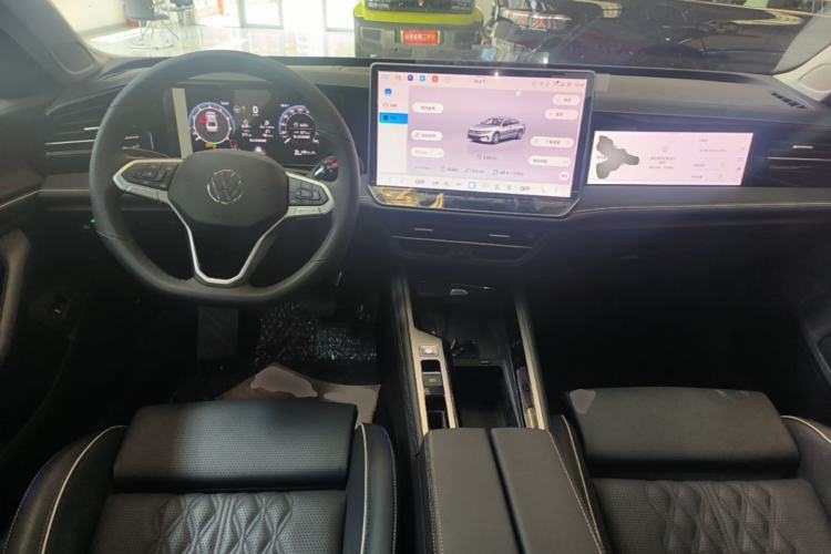 Used Volkswagen Magotan 2026 380TSI DSG Prestige Package—Daimai Package Center Console