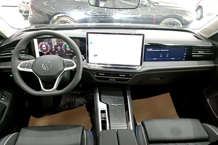 Used Volkswagen Magotan 2026 380TSI DSG Prestige Package—Daimai Package Center Console