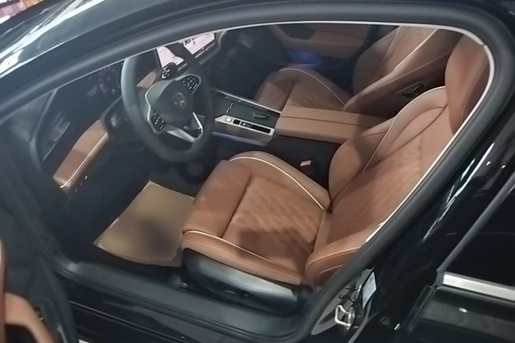 Used Volkswagen Magotan 2026 380TSI DSG Prestige Package—Daimai Package Driver Seat