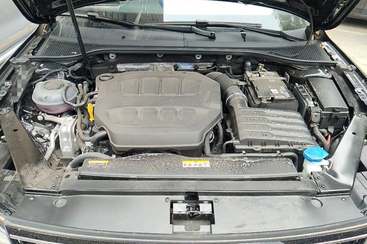 Used Volkswagen Magotan 2026 30 Million Vehicles Selected Model 380TSI DSG Luxury Edition Engine Bay