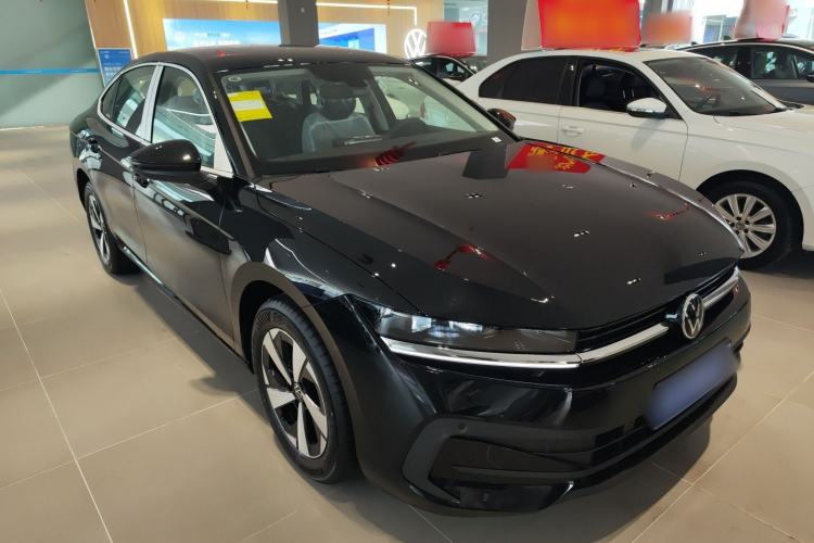 Used Volkswagen Magotan 2026 300TSI Premium Edition Exterior 1