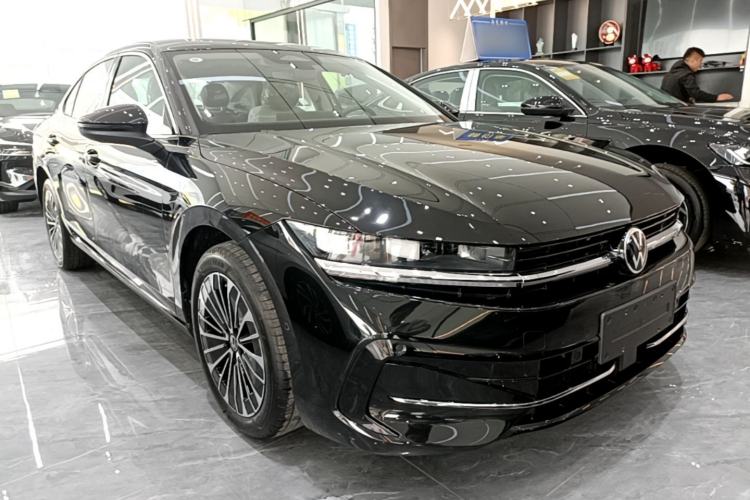 Used Volkswagen Magotan 2026 380TSI DSG Prestige Package—Daimai Package Exterior 1