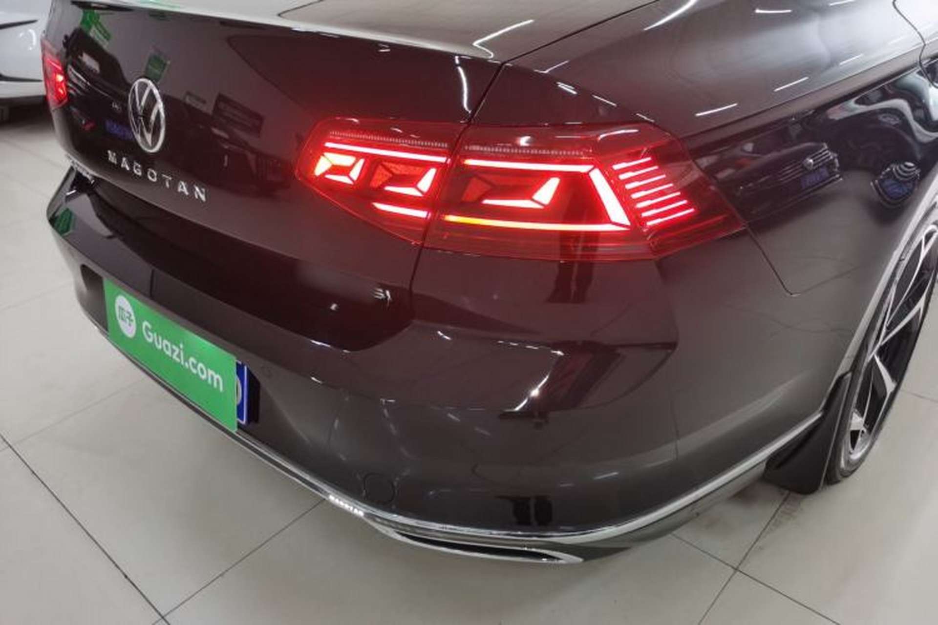 Used Volkswagen Magotan 2026 30 Million Vehicles Selected Model 380TSI DSG Luxury Edition Exterior 3