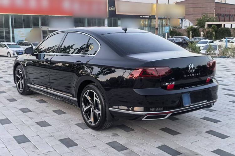 Used Volkswagen Magotan 2026 30 Million Vehicles Selected Model 380TSI DSG Luxury Edition Exterior 3