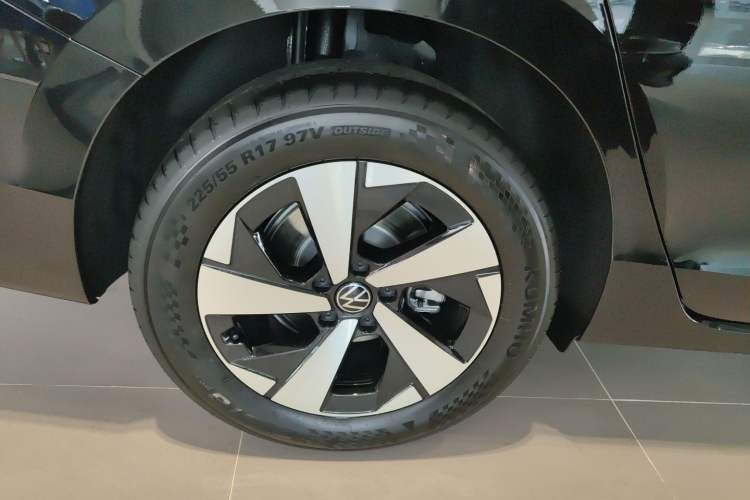 Used Volkswagen Magotan 2026 300TSI Premium Edition Exterior 5