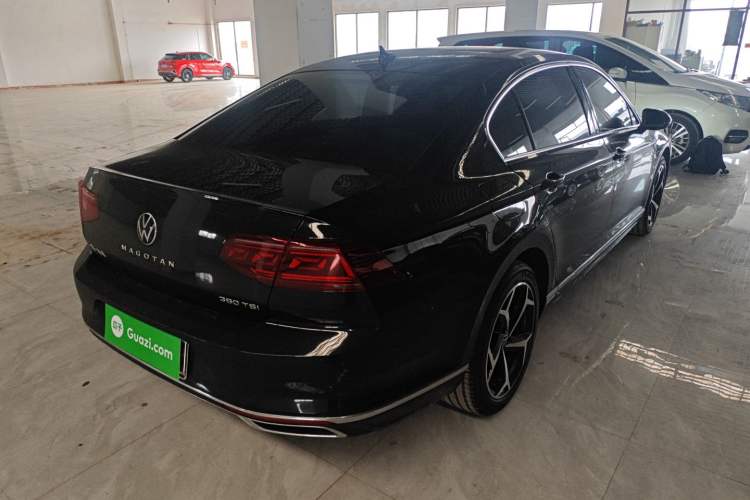 Used Volkswagen Magotan 2026 30 Million Vehicles Selected Model 380TSI DSG Luxury Edition Exterior 5