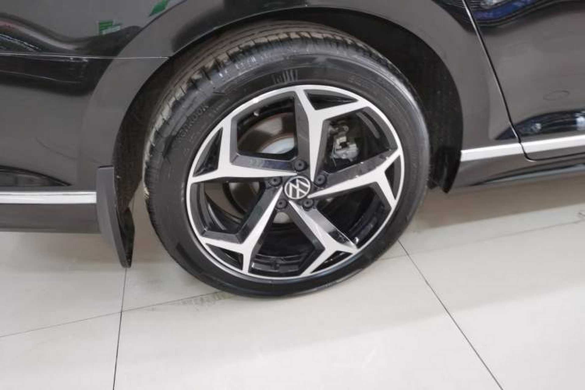 Used Volkswagen Magotan 2026 30 Million Vehicles Selected Model 380TSI DSG Luxury Edition Exterior 5