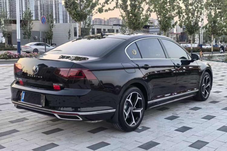 Used Volkswagen Magotan 2026 30 Million Vehicles Selected Model 380TSI DSG Luxury Edition Exterior 5