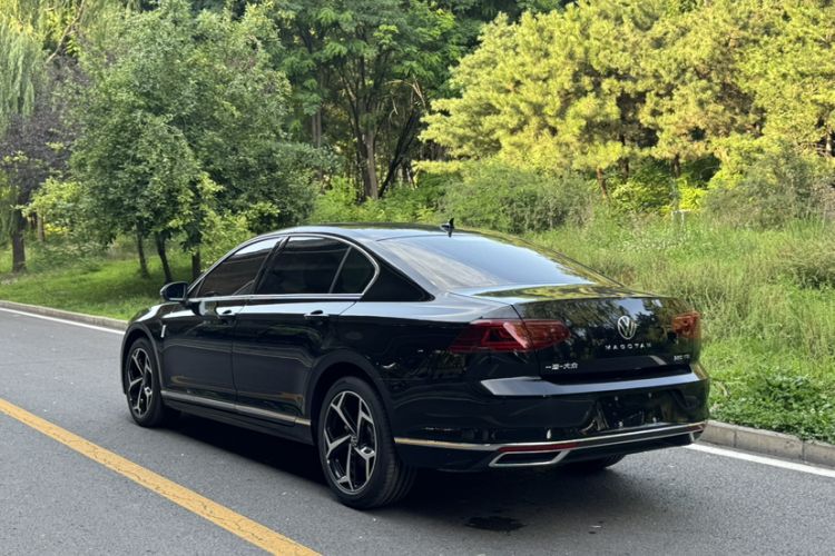 Used Volkswagen Magotan 2026 30 Million Vehicles Selected Model 380TSI DSG Luxury Edition Exterior 6