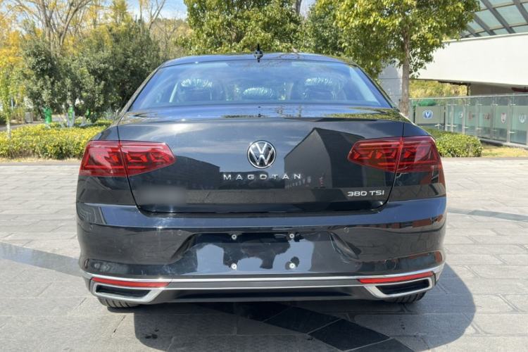 Used Volkswagen Magotan 2026 30 Million Vehicles Selected Model 380TSI DSG Luxury Edition Exterior 7