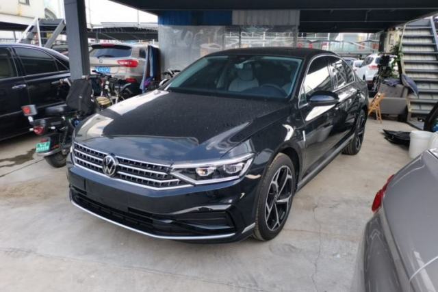 Used Volkswagen Magotan 2026 30 Million Vehicles Selected Model 380TSI DSG Luxury Edition