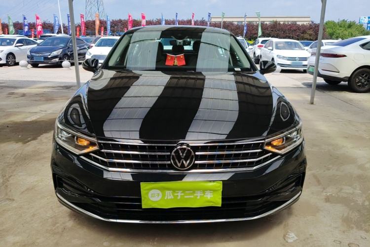 Used Volkswagen Magotan 2026 30 Million Vehicles Selected Model 380TSI DSG Luxury Edition Front