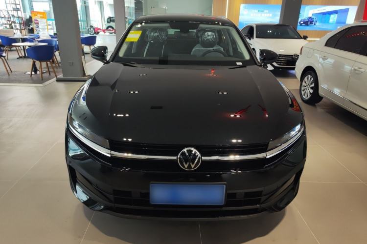 Used Volkswagen Magotan 2026 300TSI Premium Edition Front