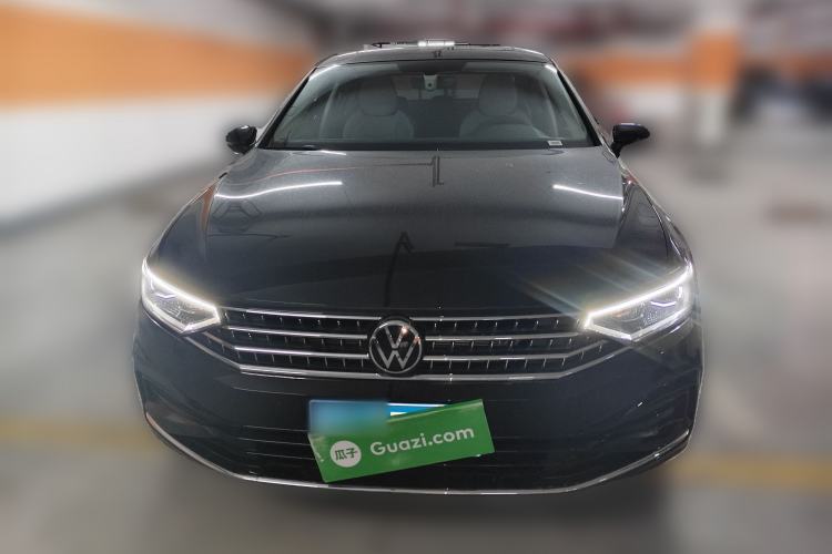 Used Volkswagen Magotan 2026 Model 30 Million Vehicles Selected Edition 330TSI DSG Elite Edition Front